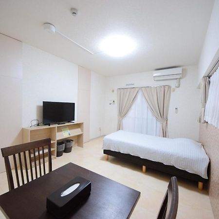 Stay In Sumuka Kokusai Street Tomari Bagian luar foto