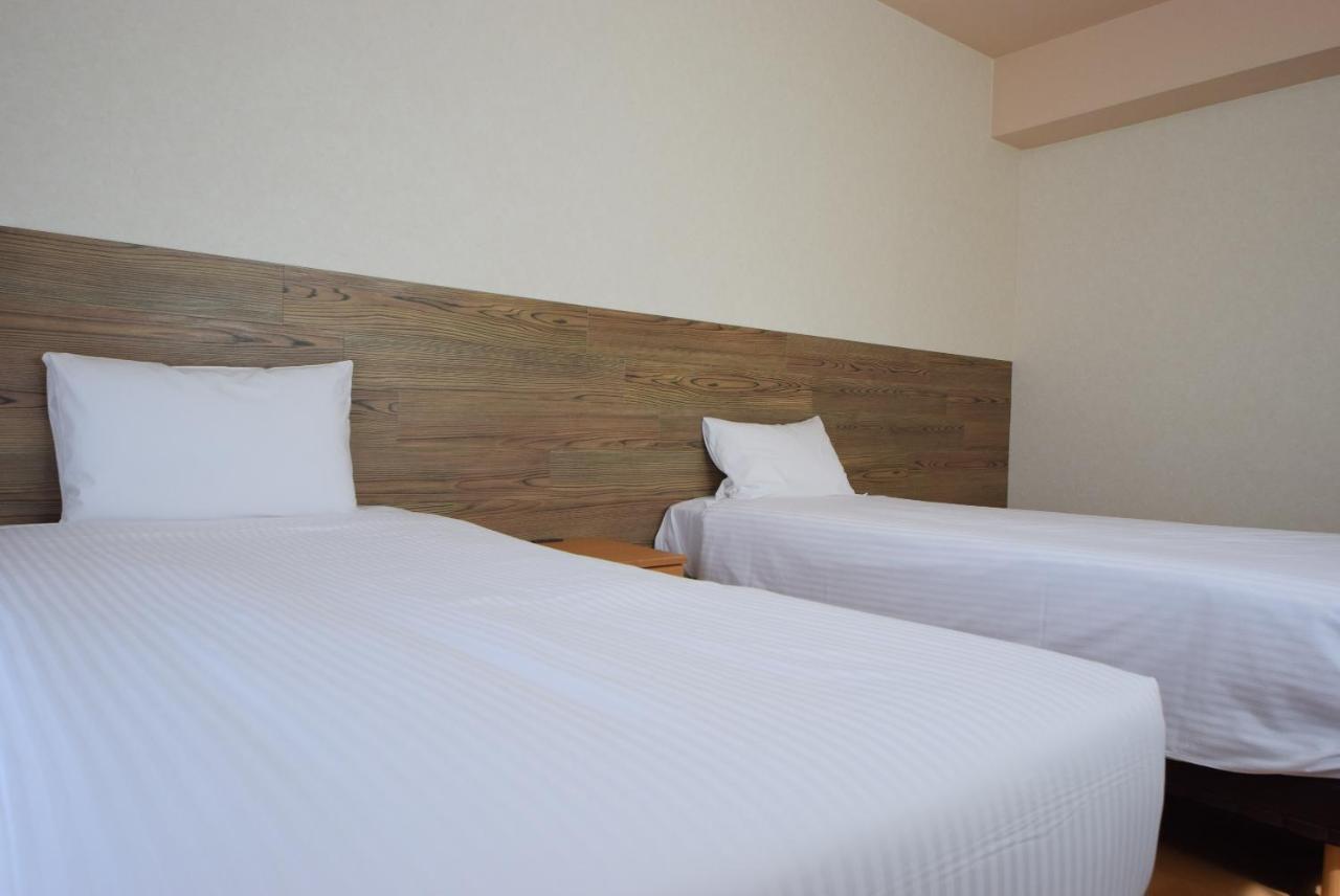 Stay In Sumuka Kokusai Street Tomari Bagian luar foto