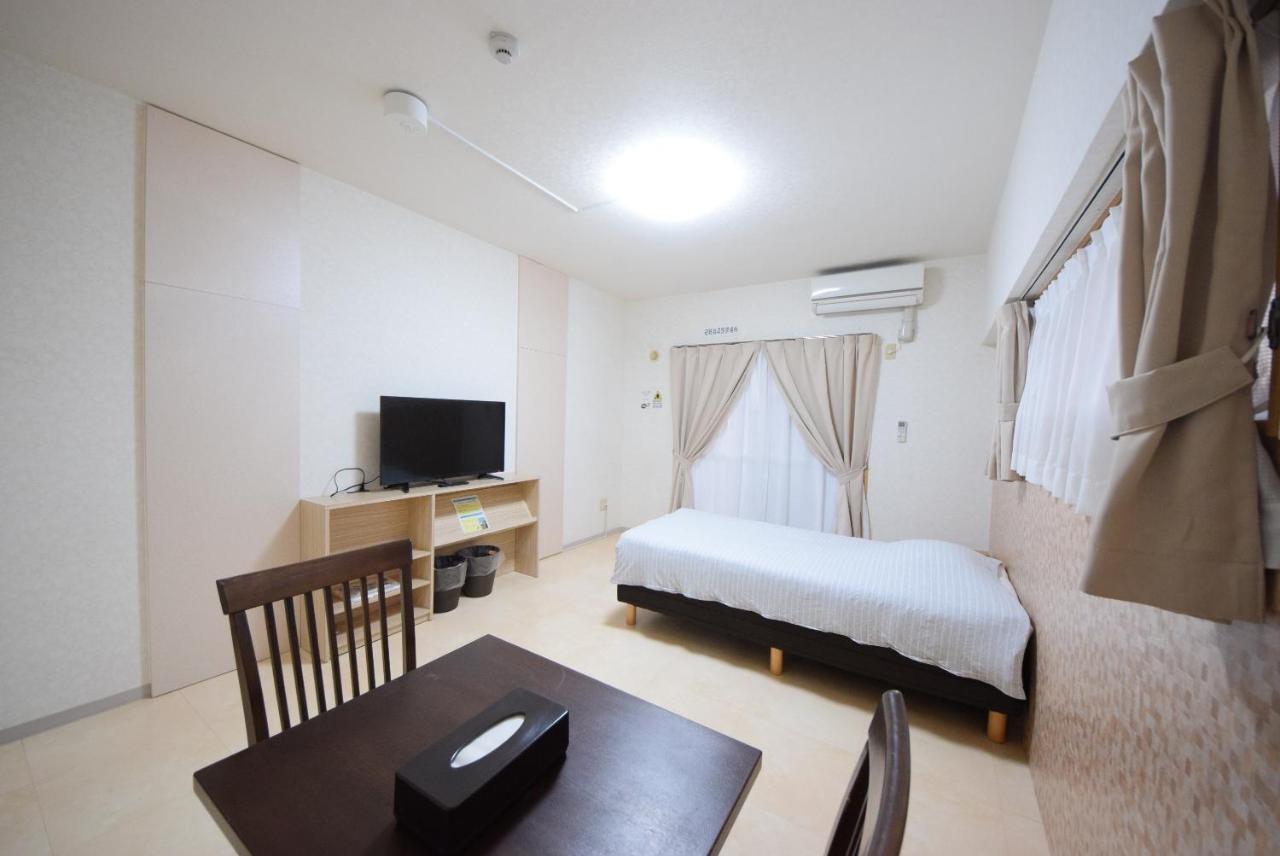 Stay In Sumuka Kokusai Street Tomari Bagian luar foto